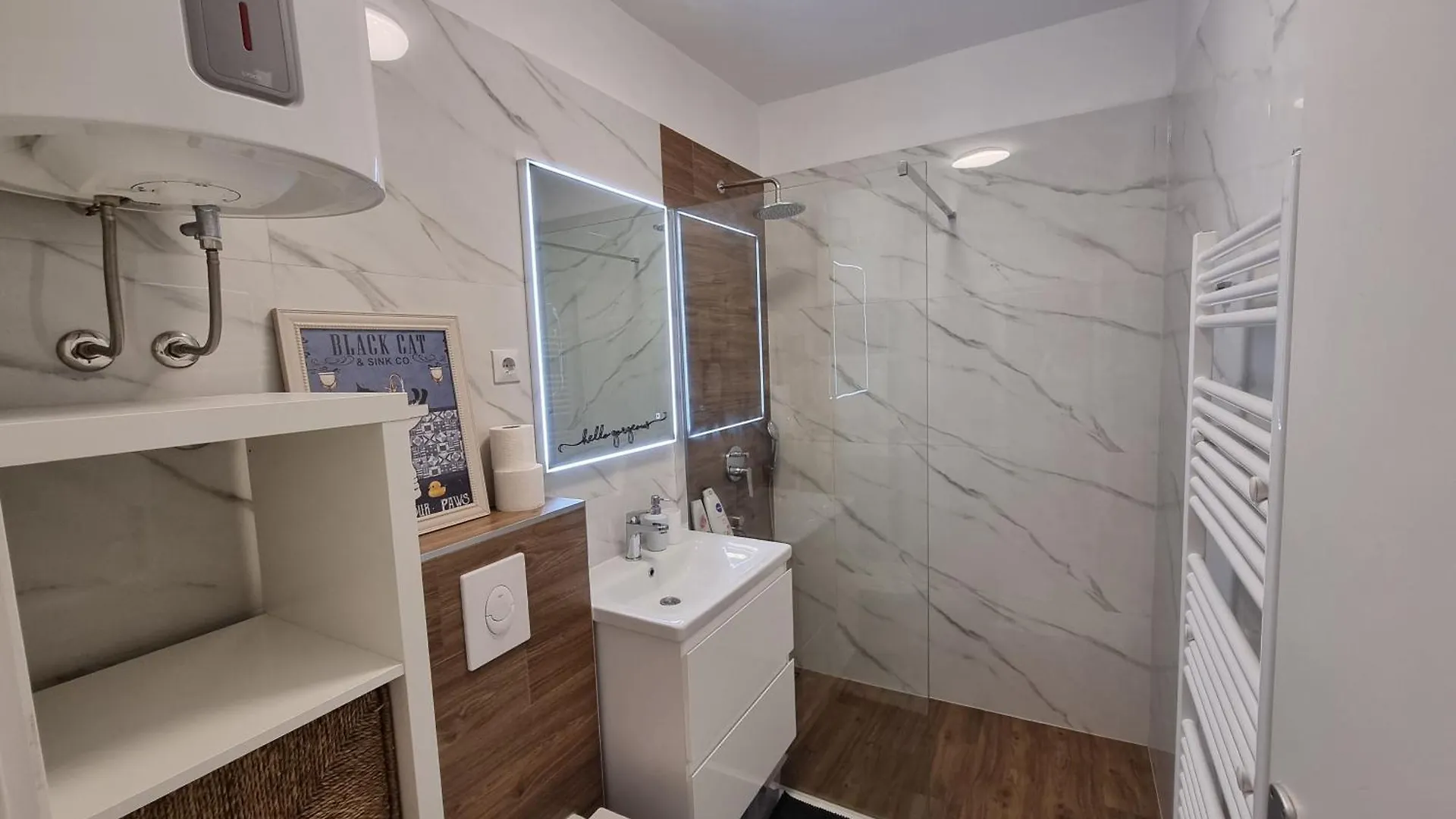 Apartment Asti Σπλιτ